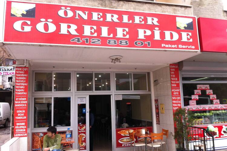 Onerler Gorele Pidecisi Ferah Istanbul